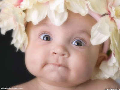 Cute Babies desktop wallpapers and photos