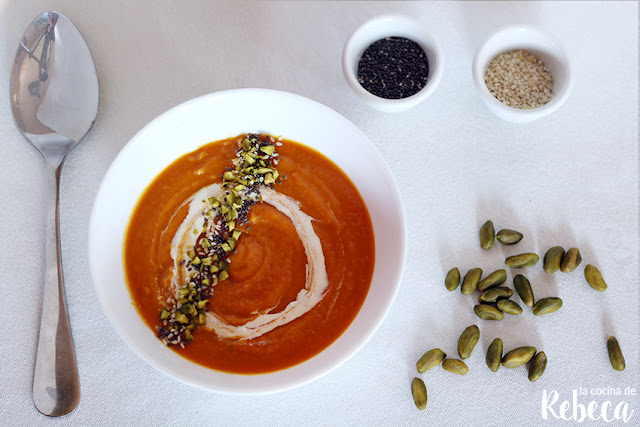 Crema de zanahoria y mandarina al curry