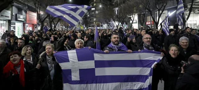 Οι «Πτολεμαίοι Μακεδόνες» στρέφουν ακόντια στο BBC: Αποζημιώστε μας για το προσβλητικό κείμενο