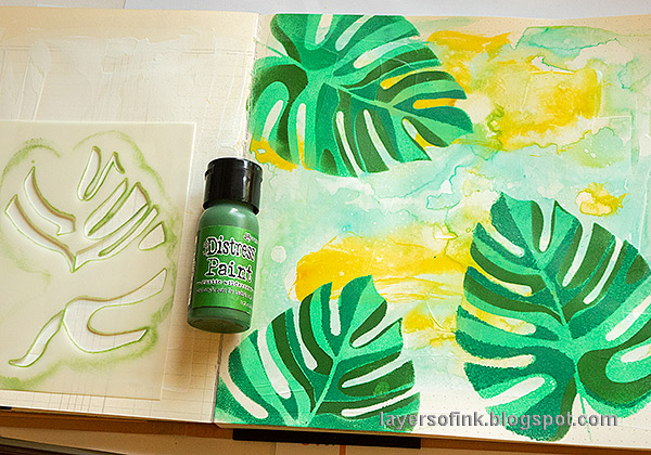 Layers of ink - Monstera Tropical Art Journal Page Tutorial by Anna-Karin Evaldsson.