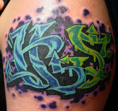 grafitti tattoo. Painting Graffiti Tattoo