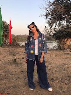 Neha Dhupia In seasame and Swarovski on the sets of roadies Rising (1) ~ .jpeg