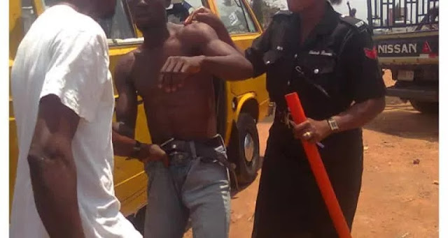 BUS CONDUCTOR CRUSH PASSENGER’S SCROTUM IN LAGOS