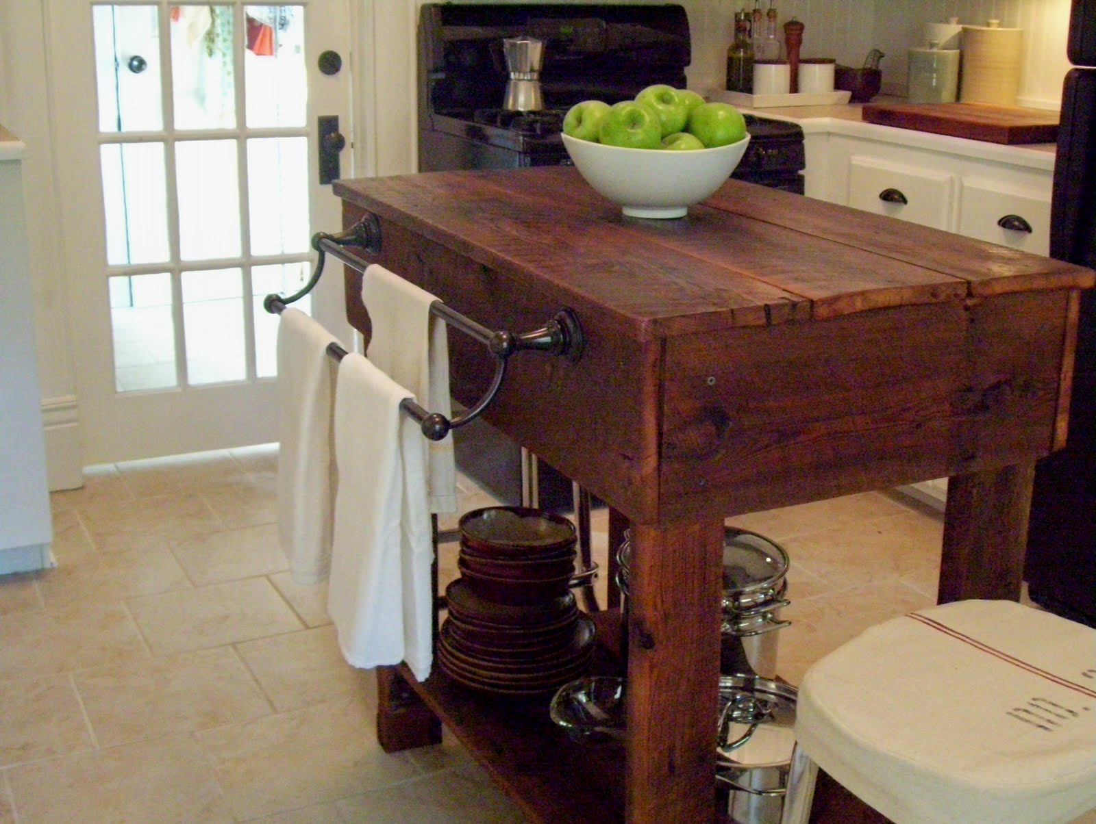 vintage home love: How To Build A Rustic Kitchen Table Island