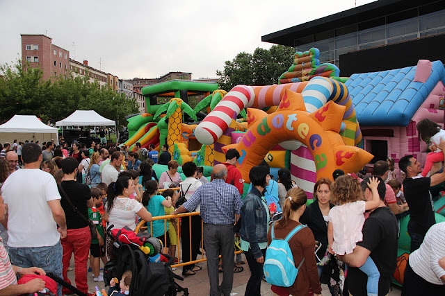 Hinchables en la sanjuanada organizada por el Ayuntamiento en 2016