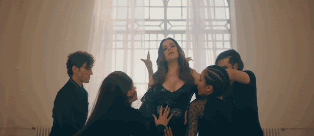 merve özbey tebrikler klip netd