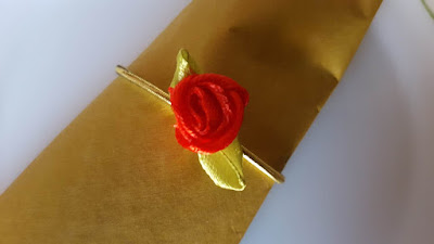 Spring napkin rings