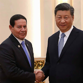 Xi Jinping diz a Mourão que China e Brasil devem se ver como oportunidade (Veja, 24.5.19)