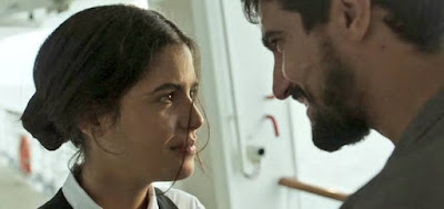 Laila (Julia Dalavia) e Jamil (Renato Góes) em cena da novela das seis da Globo, Órfãos da Terra