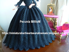 Vestido de Época em Crochê Para Boneca Barbie - Sra. Inglesa do Séc. XVIII Por Pecunia MillioM Saia