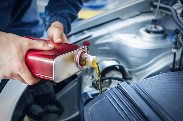Tips Memilih Oli Mesin yang Tepat untuk Mobil Hybrid Toyota
