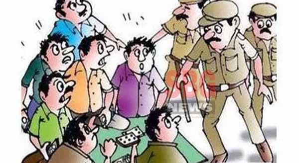 जुआ खेल रहे 7 जुआरियों को पुलिस ने किया गिरफ्तार: 2300 रुपया नगद व मोबाइल बरामद