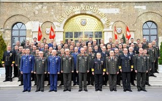 Τουρκία: Πολιτικό κόμμα με όπλα ο Στρατός