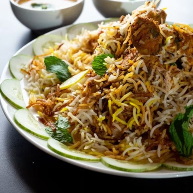 How To Make Delicious  Chicken Biryani In Pot:Important Tips