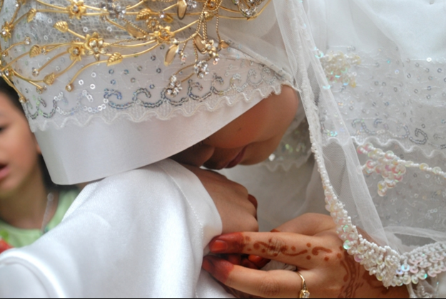 17 Cara Membahagiakan Suami secara Islami Silahkan Dicoba