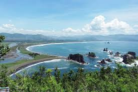 Wisata Pantai Payangan Teluk Love Jember