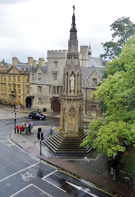 Photo of Martyrs Memorial in St. Giles, Oxford