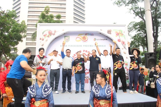 4 Ribu Cup Kopi dan 4 Ribu Botol Jeruk Kalamansi di Car Free Day Jakarta