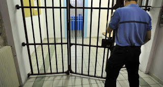 À Liancourt, ce détenu filme sa détention et se plaint des prix «exorbitants en prison»