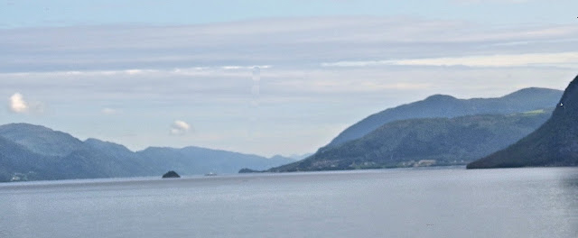 Hjelvik vest