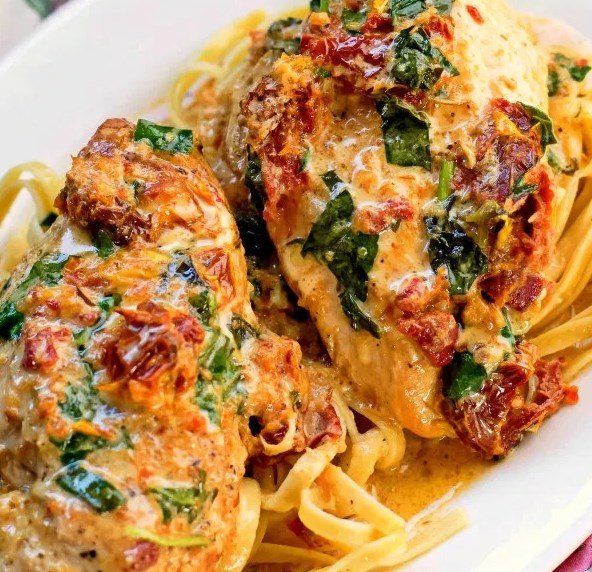 CROCK POT TUSCAN CHICKEN #dinner #crockpot