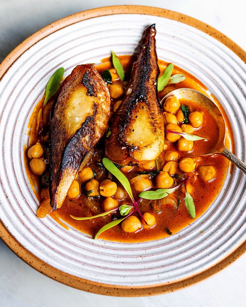 How to prepare Charred Pears with Harissa Chickpeas