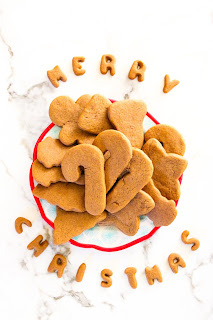 Super Easy Gingerbread Cookies