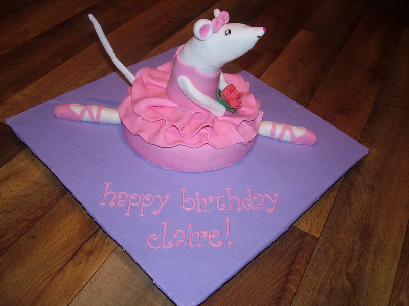 Angelina Ballerina Cake Posted by A Piece of Cake at 656 PM