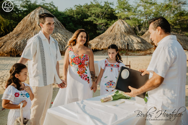 boda en playa, beach wedding, Oaxaca, México, Bodas Huatulco, Wedding Planner