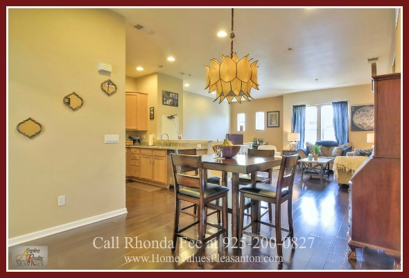  Hayward CA Homes - This condo for sale in Hayward features an open floor plan concept fit for modern living and entertaining. 