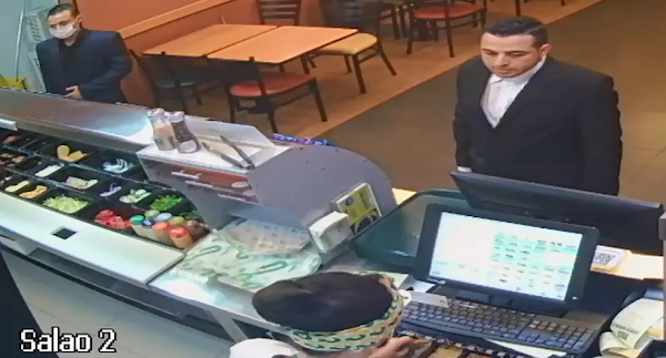 Jundiaí - Criminosos vestidos de terno assaltam restaurante no interior de SP; vídeo
