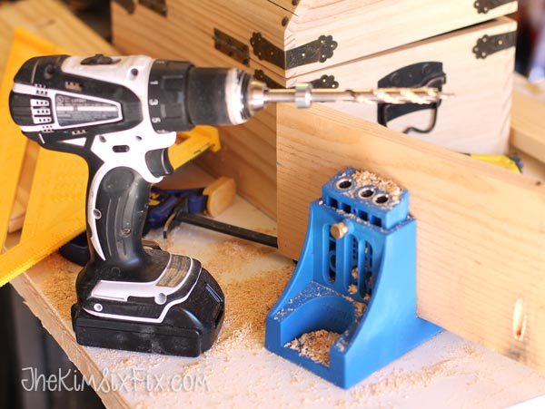Kreg jig for pocket holes