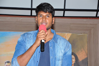run telugu movie press meet photos