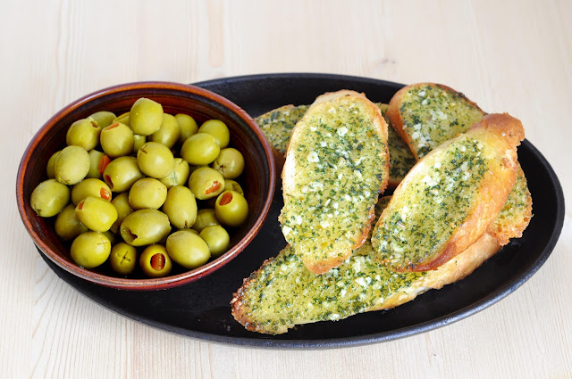 Garlic Bread (Pan Con Ajo) ~ Simple Food