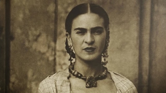 Cartas de amor de Frida Kahlo revelan detalles de romance secreto con un pintor catalán