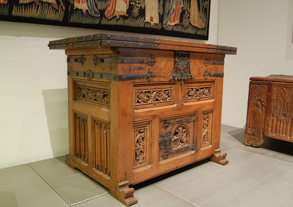 Middle Ages Furniture