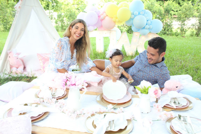 A Unicorn Themed 2nd Birthday Party for Valentina 