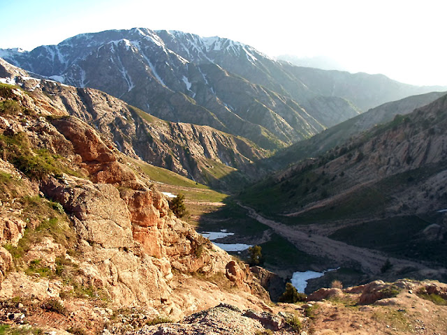 Перевал Кумкаякутал, 3 день похода, ущелье Семиганч, Ромит, горы Таджикистана