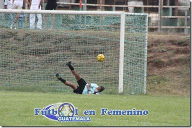 gol de monterroso 4to. unifut (2)