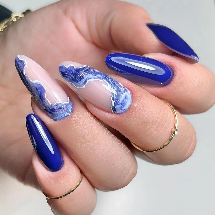 Blue marble nail idea