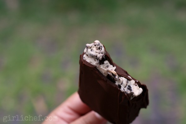 (sorta-) Homemade Ice Cream Bars {#ChocolateParty} | www.girlichef.com