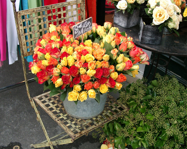 Flowers, rue Saint-Antoine, Paris