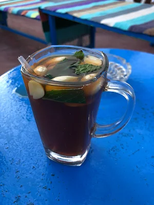 Sidi Bou Saïdのカフェで頼んだミントティー