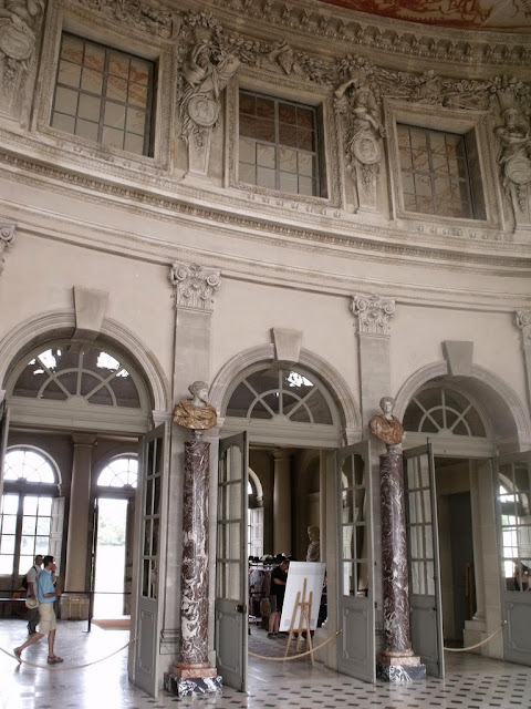 Château en Vaux-le-Vicomte de Nicolás Fouquet | Luis Le Vau + Charles Le Brun + André Le Nôtre