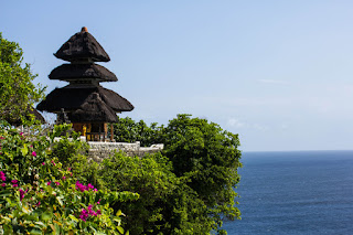 Pemandangan Alam Pura Luhur Uluwatu