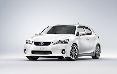 CT200h premium compact Lexus  price of 30,000 euros.