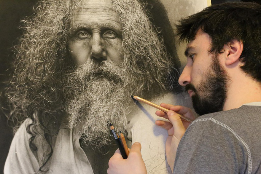 Artist Spends 100s Hours Drawing Hyperrealistic Art Using Renaissance Techniques