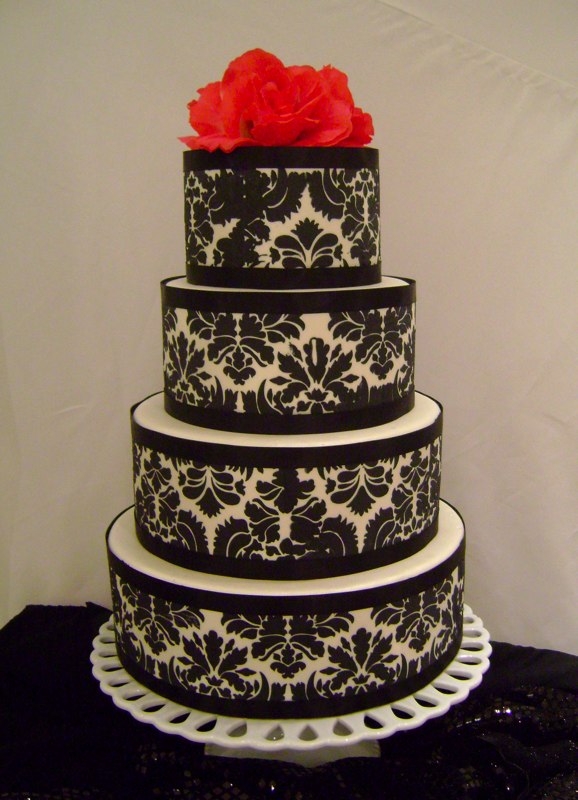 And lastly I love this wedding cake Don't get any ideas people 