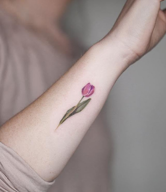 tatuagens de flores para as meninas