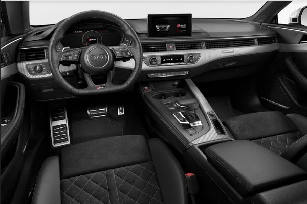 Interior Audi RS5 Coupé Argentina